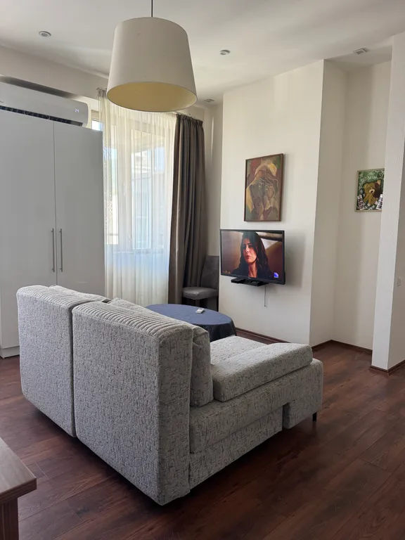 Тихий район, для спокойного отдыха, без шума за окном