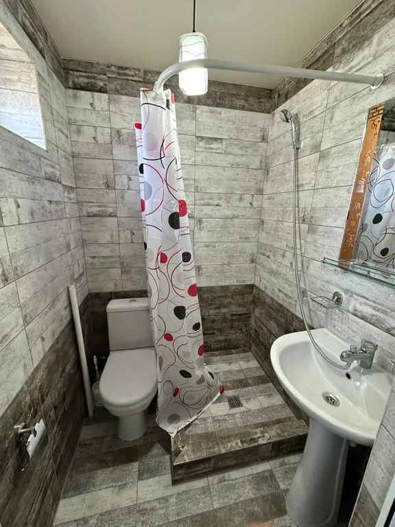 Комфортабельный таун у берега Каспийского моря