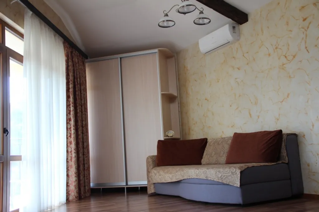 Студия с прекрасным видом на Ялту