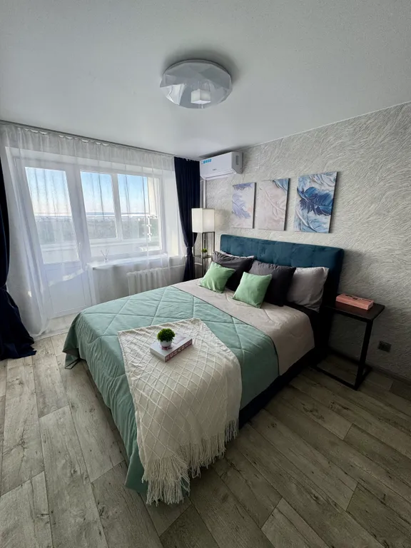 Видовая квартира. Парк! Бесконтактный заезд 24/7, кровать King-Size!