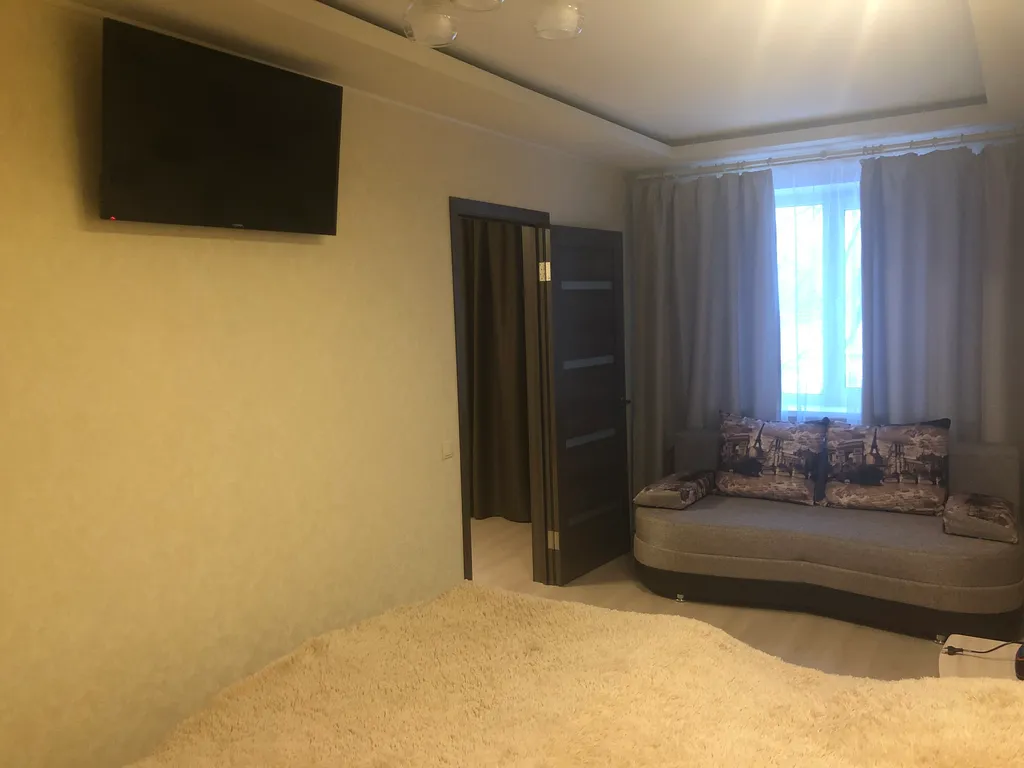 Уютные апартаменты около ТЦ Ясень