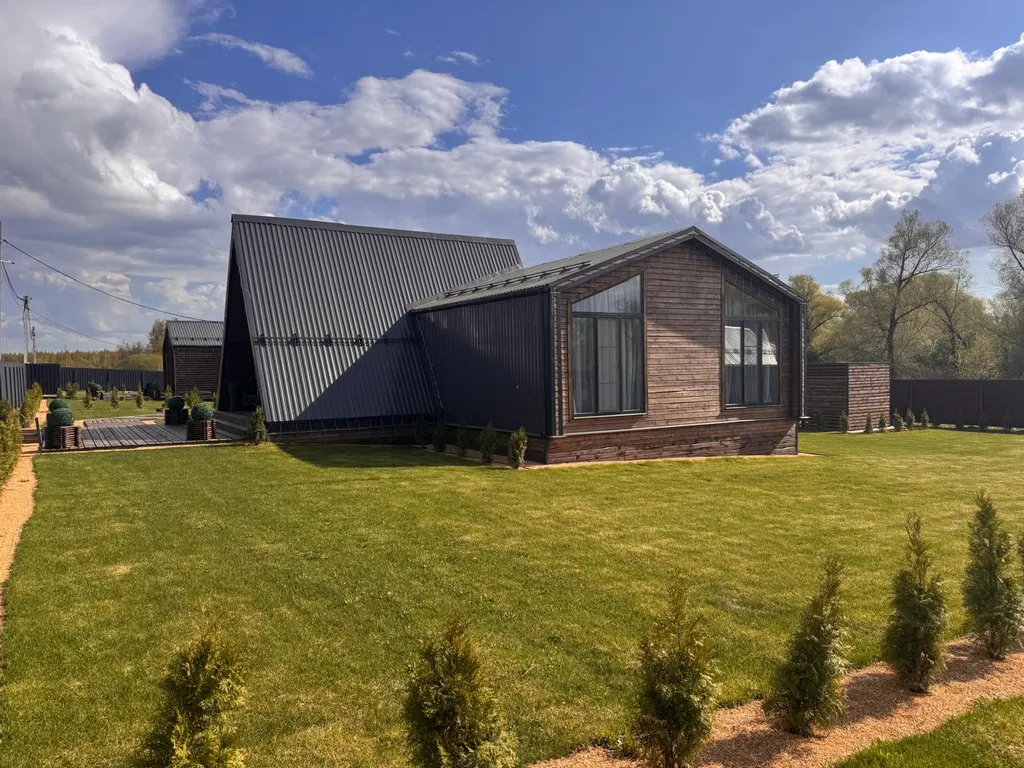 Частный дом с баней на дровах