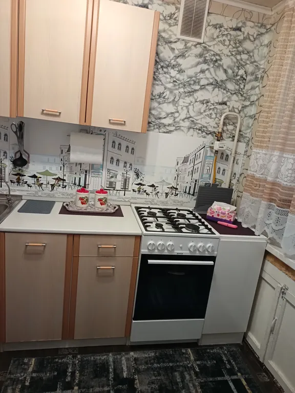 Принимает гостей уютная двушка