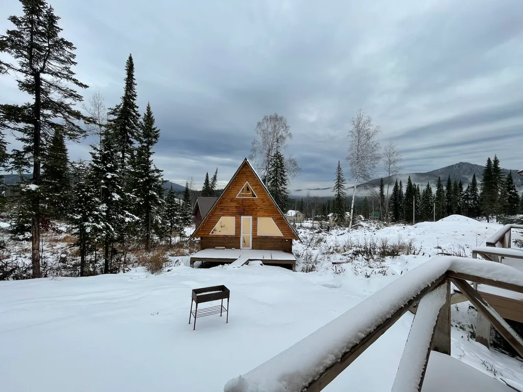 Коттедж Уютный дом с видом на горы — Шерегеш