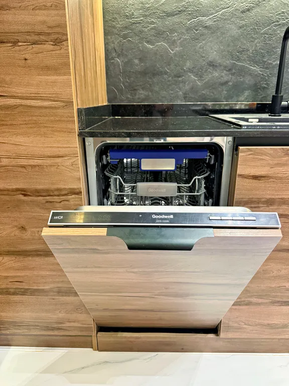 Kazakhstan resident's 171 by Royal rentals