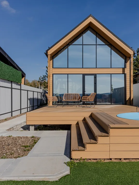 Дом Барн премиум класса с уникальным видом на горы и реку Сок