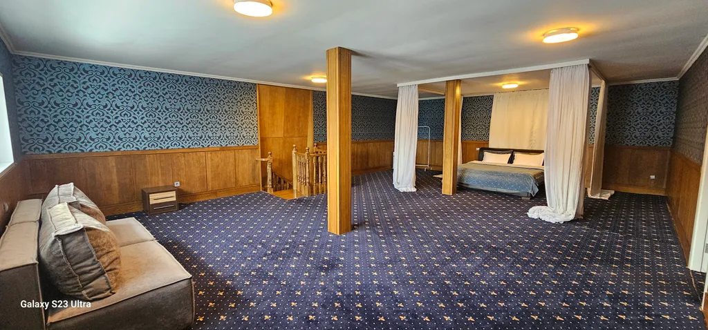 7-комнатный Дом