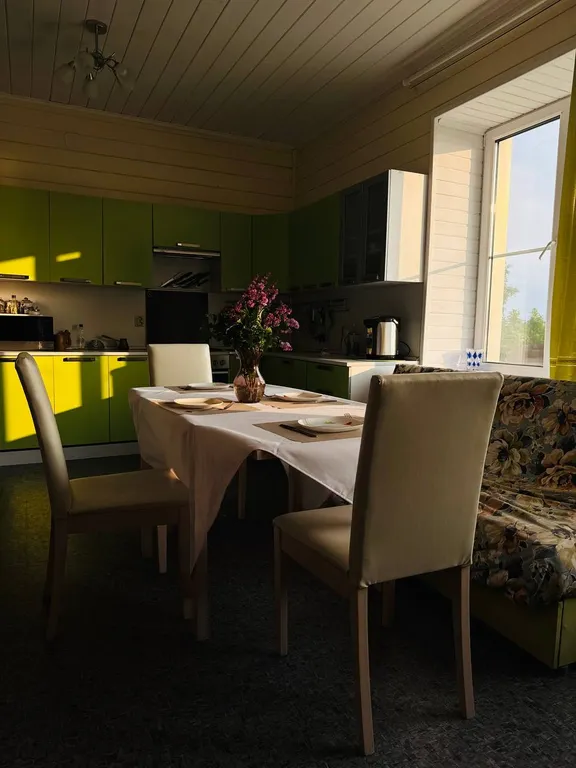 Коттедж с видом на озеро