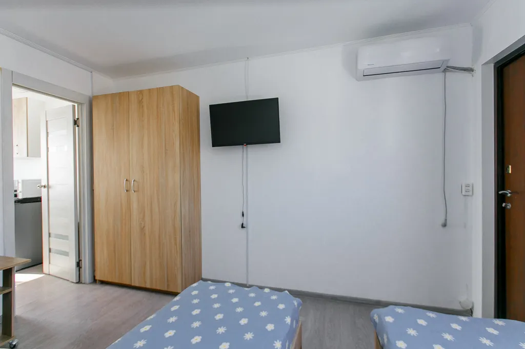 Уютная студия в тихом и красивом месте города