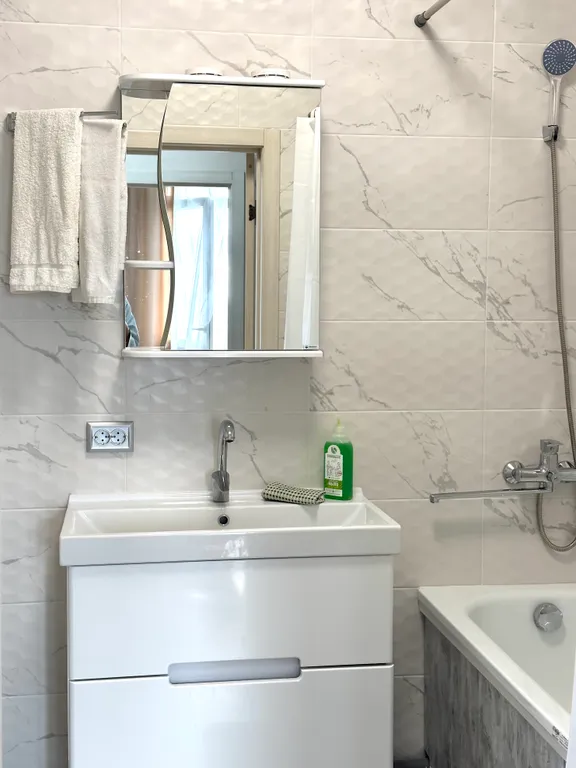 Новые апартаменты в парке в одной минуте от озера Сенеж