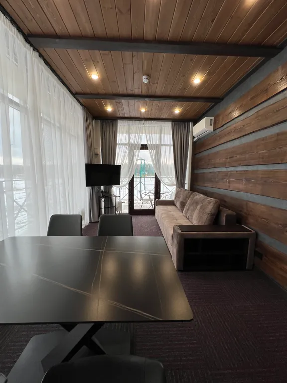 Апартаменты на горнолыжном курорте Солнечная Долина