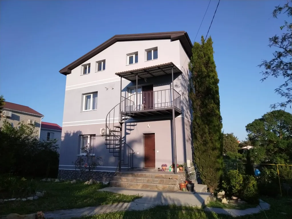 Коттедж Дом в микрорайоне Голубая бухта — Геленджик