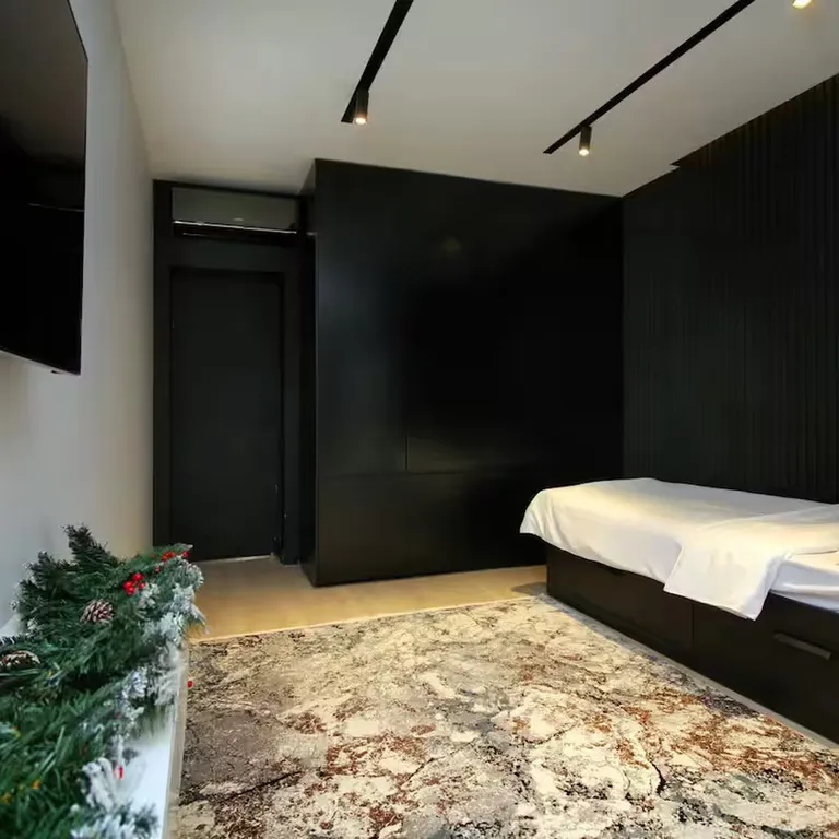 Стильная квартира у Арбата с панорамным видом на горы