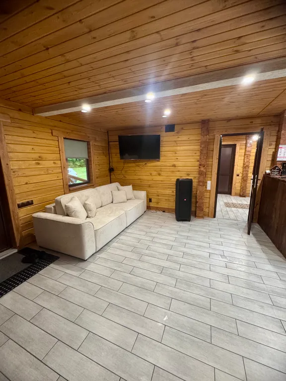 Коттедж в курортной зоне с видом на горы