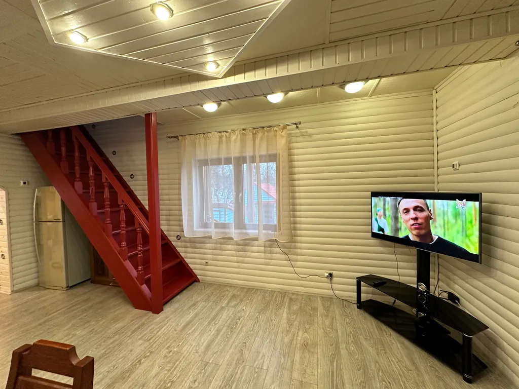 Коттедж с видом на Кольский залив