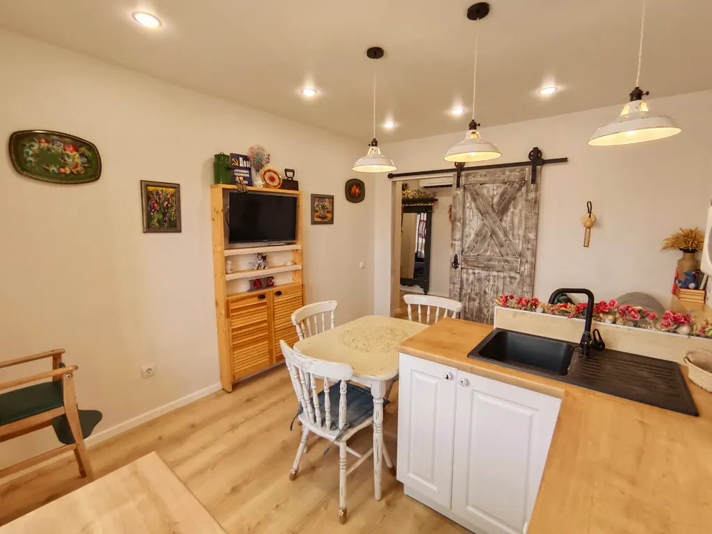 Арт-квартира "Есенин. Березовая роща"