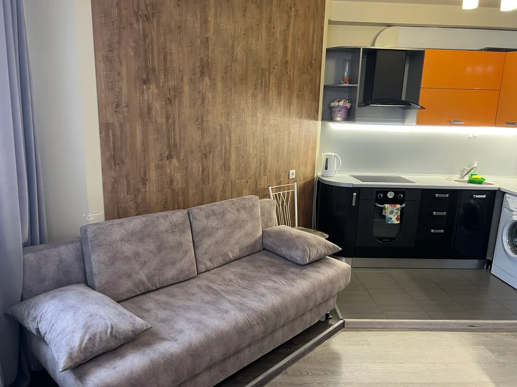 Евро 2-комнатные апартаменты у ТЦ Фестиваль