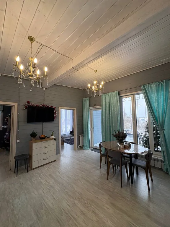 Дом с видом на город