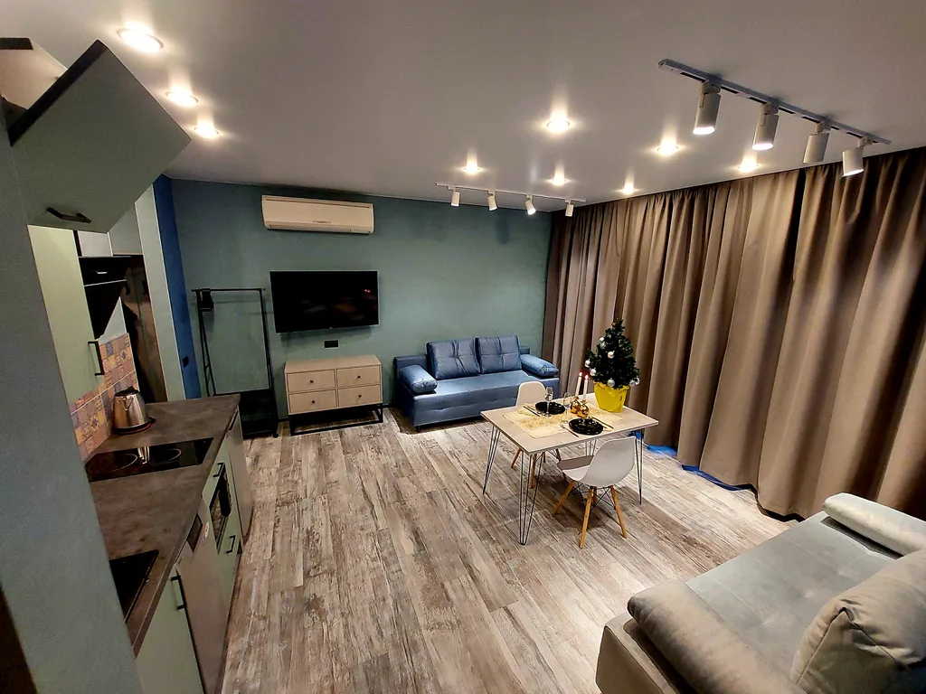 Апартамент в центре в парке на речке