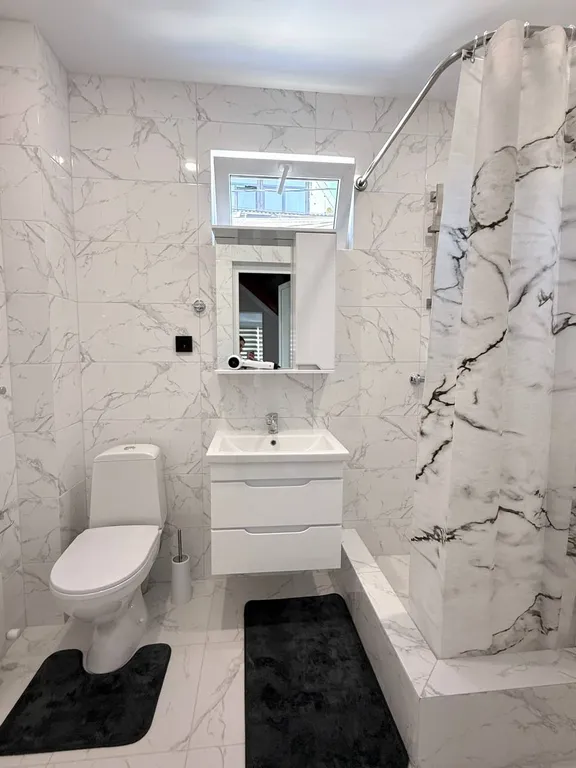 Коттедж с бассейном, спортзалом, барбекю в центре Сочи