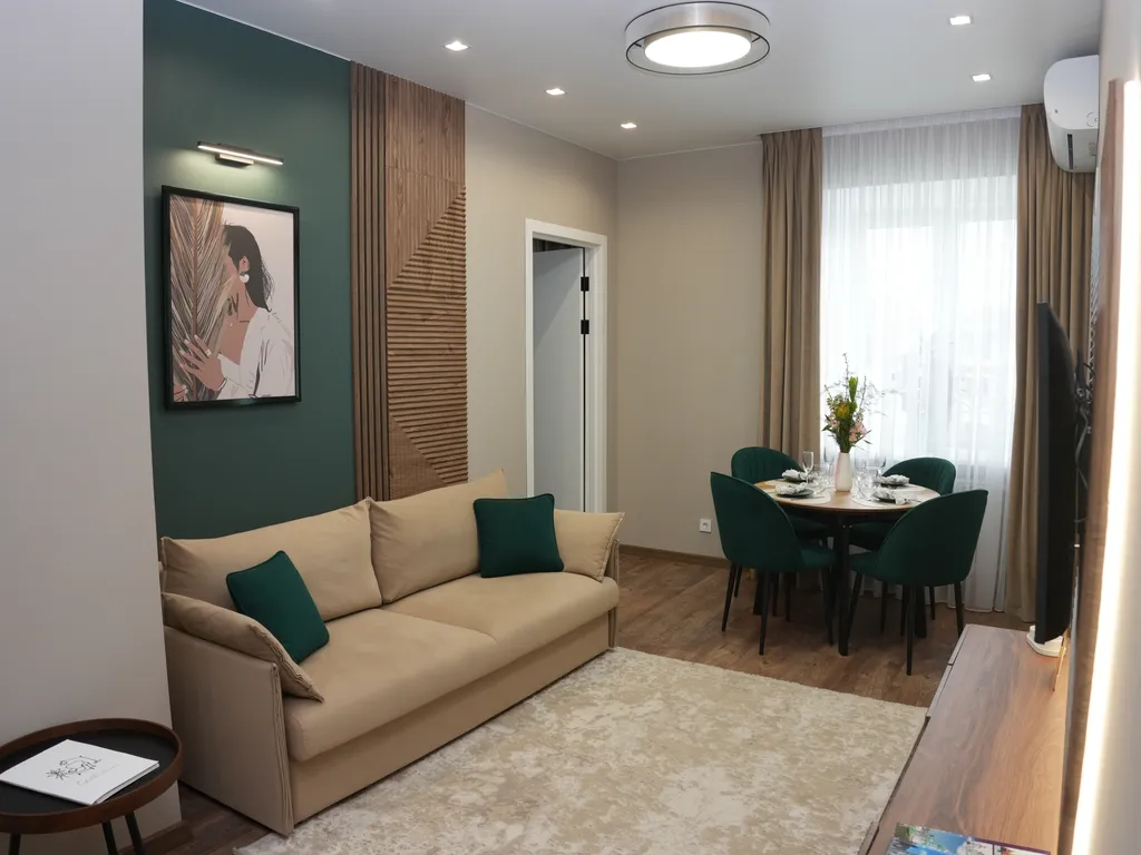 Трехкомнатная квартира в историческом центре