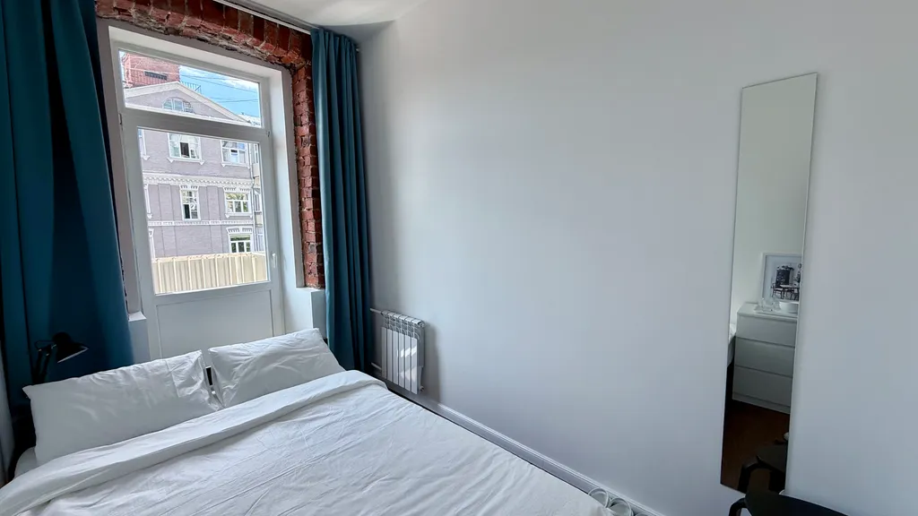 Уютная комната в стиле Лофт у метро Парк Культуры