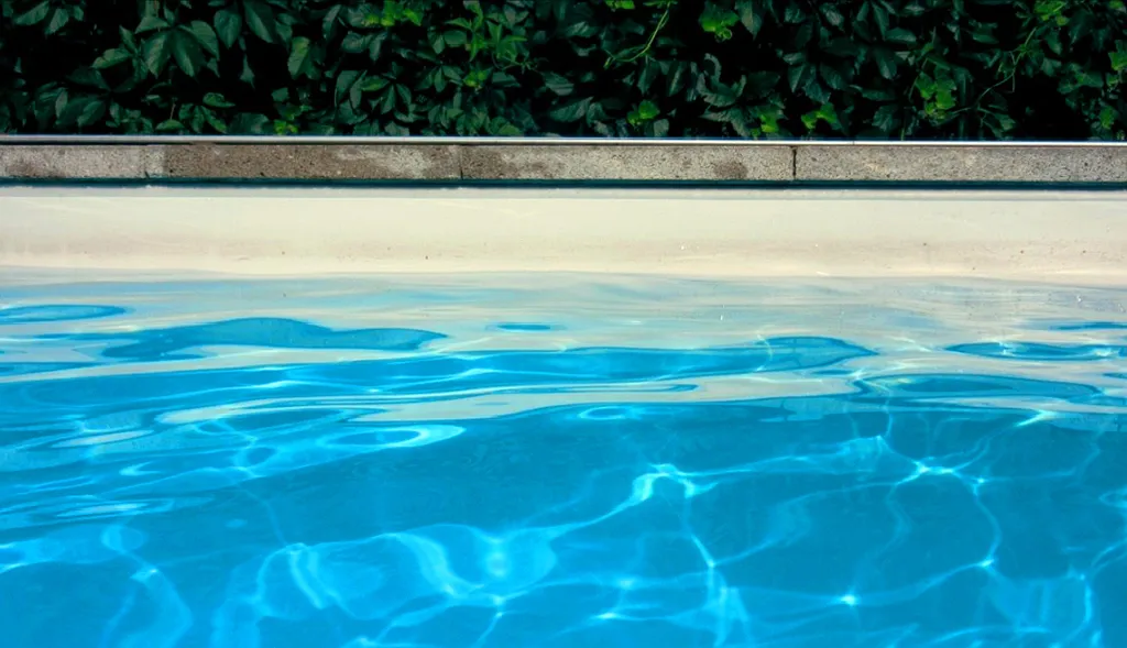 Коттедж Дом у моря с теплым бассейном и сап бордами — аренда посуточно в Голубицкая