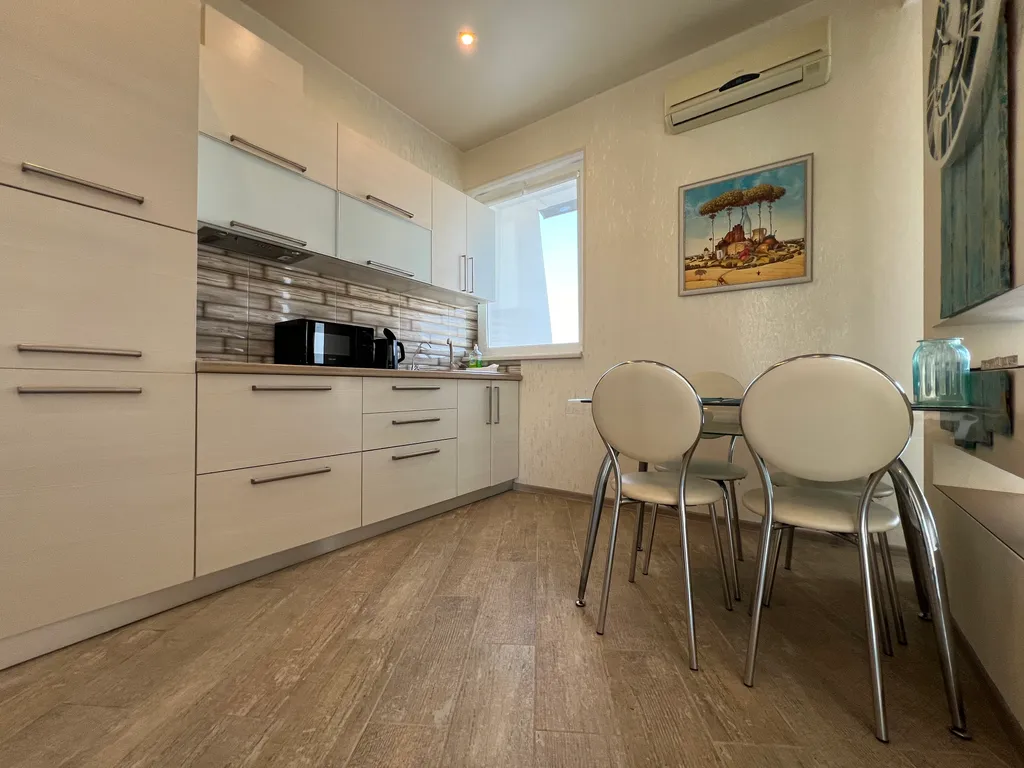 Квартира 1-комнатная квартира, пляж 10 минут, рядом Парк Победы — Севастополь