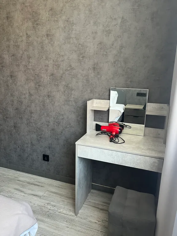 Трёхкомнатная квартира с хорошим ремонтом