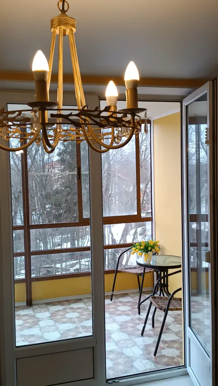 Квартира у озера с террасой