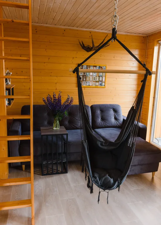 Коттедж с сауной для семейного отдыха в стиле барнхаус