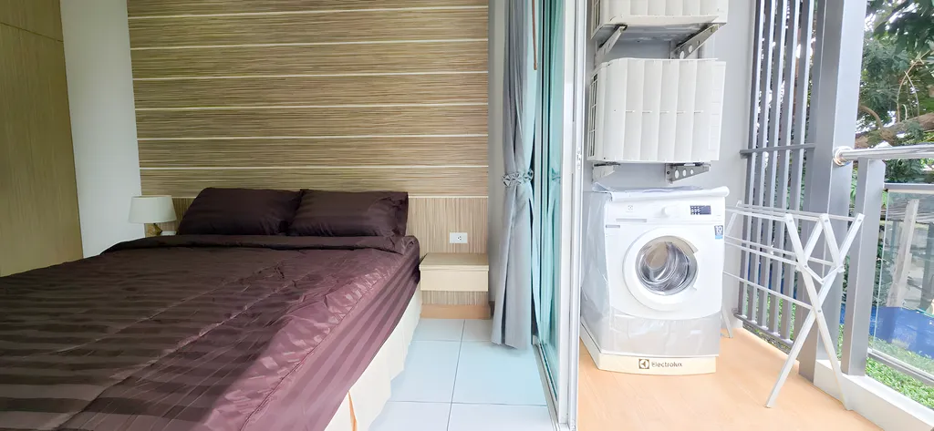 Угловая, уютная квартира с одной спальней и большим балконом