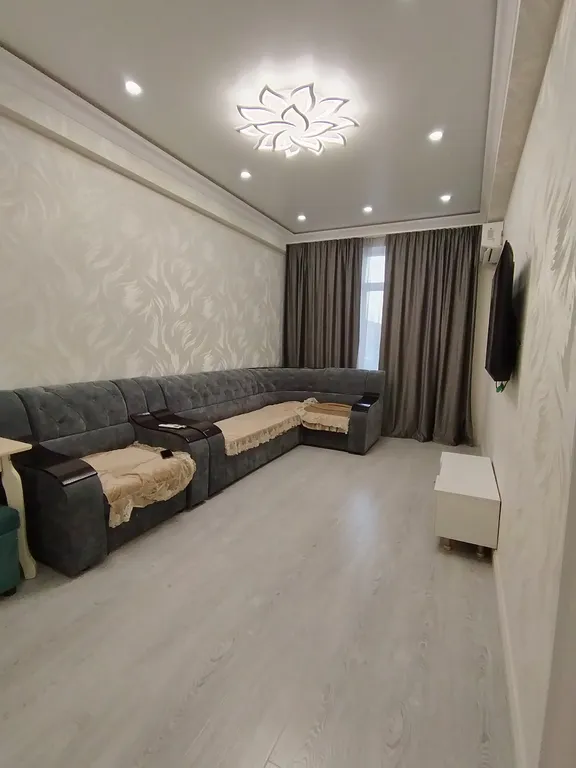 Квартира у фонтана