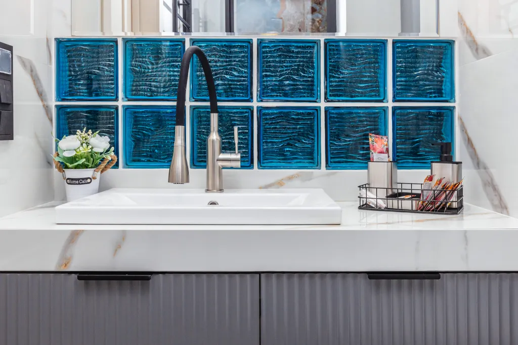 Двухкомнатный апартамент в Моне Лайт с видом на море