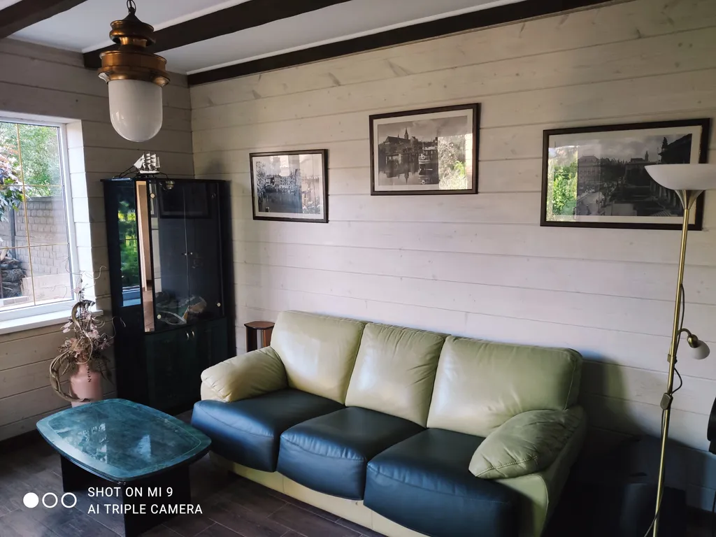 Деревенский дом у моря