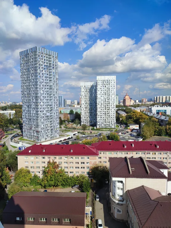 Современные, яркие апартаменты