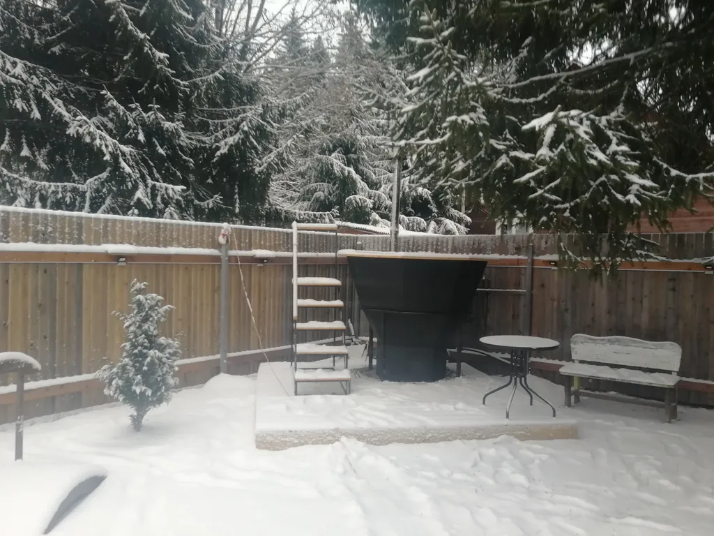 Дом с Сибирским банным чаном