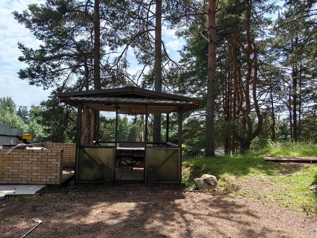 Домик на горе