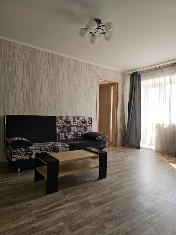 Квартира 2-комнатная возле жд вокзала