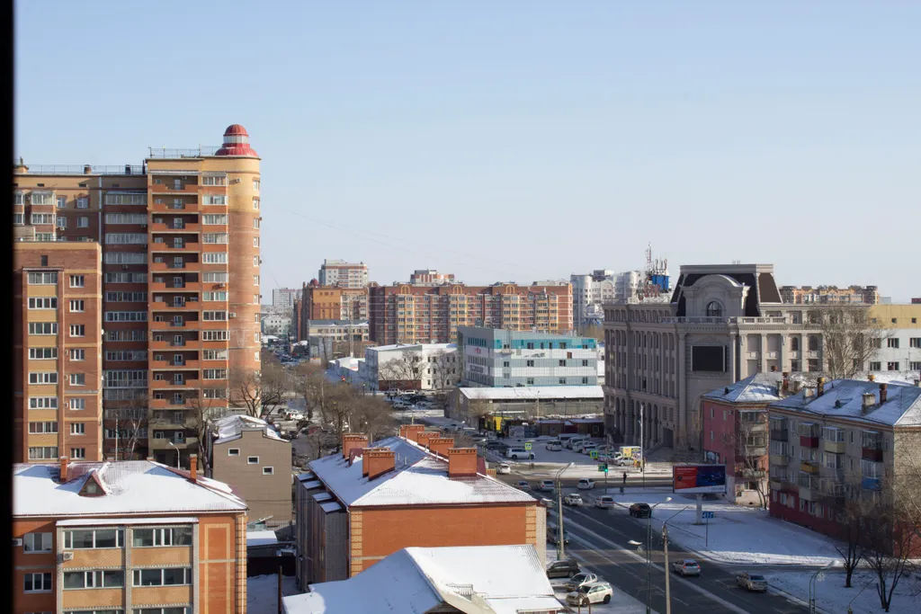 Евродвушка возле рынка