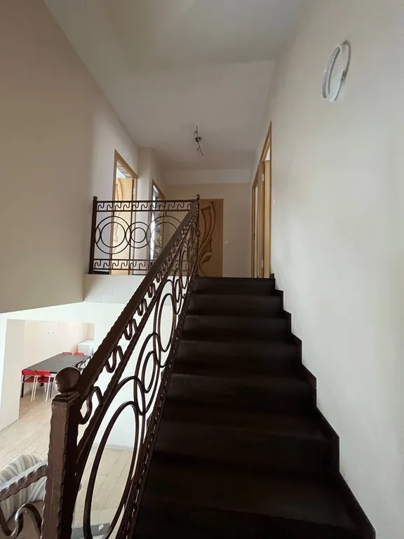 Коттедж Дом для отдыха б — Виноградное