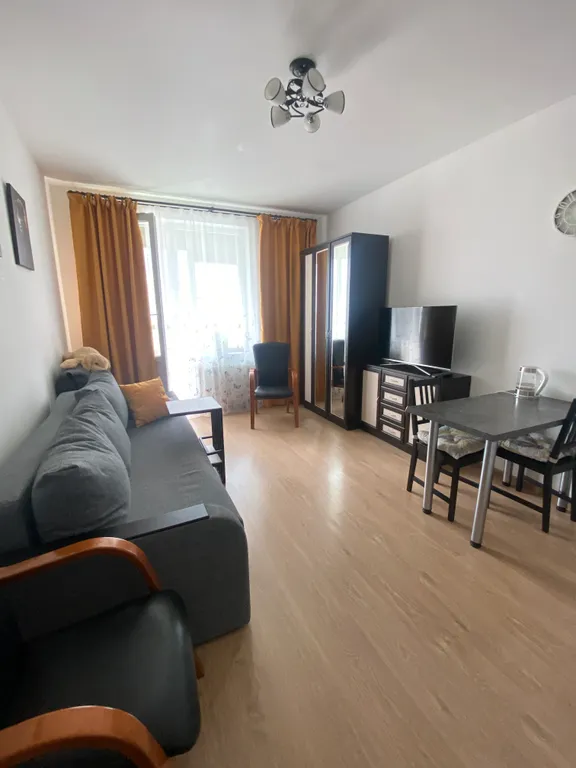 Стильная, уютная, солнечная студия в современном микрорайоне