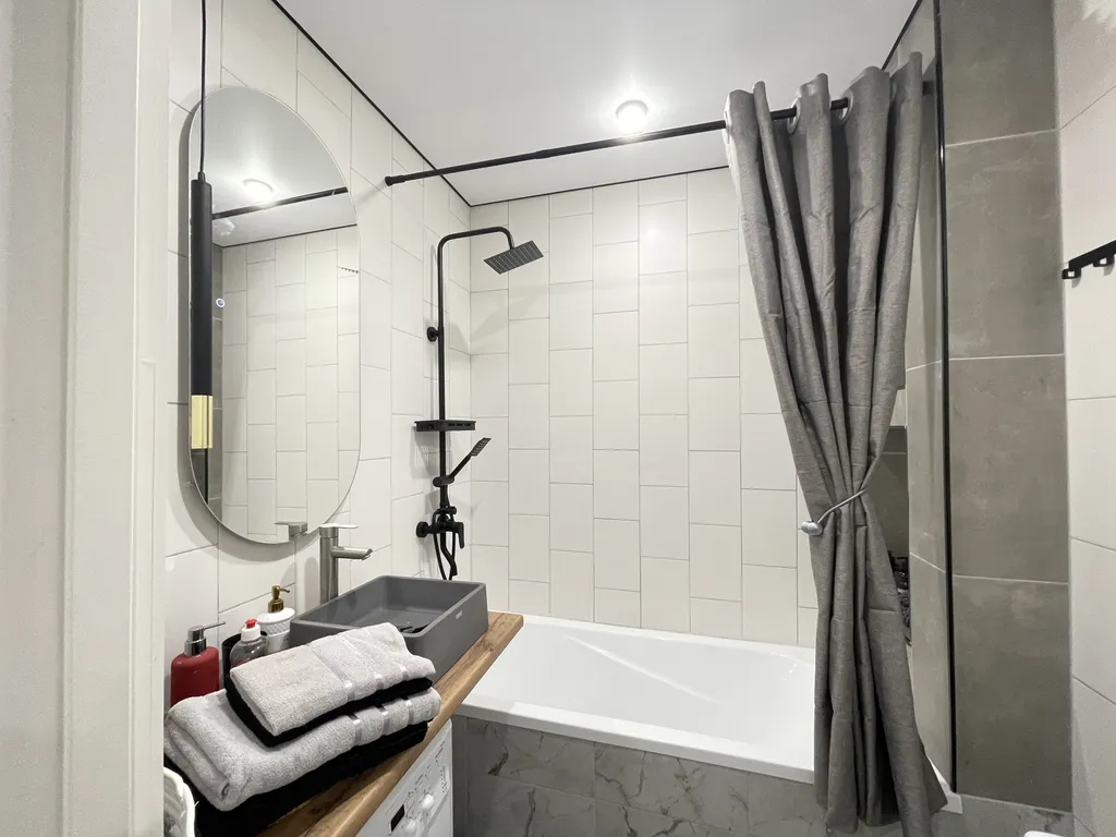 Дизайнерские апартаменты с ванной