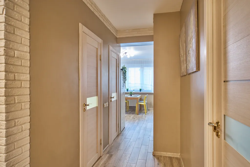 Вид на реку и крокус