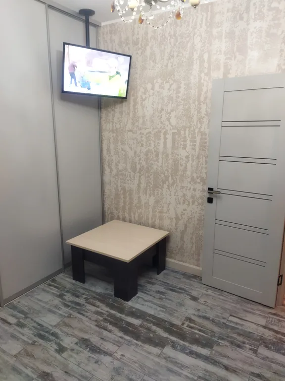 Новая 1-комнатная квартира с отличным ремонтом и двумя спальнями