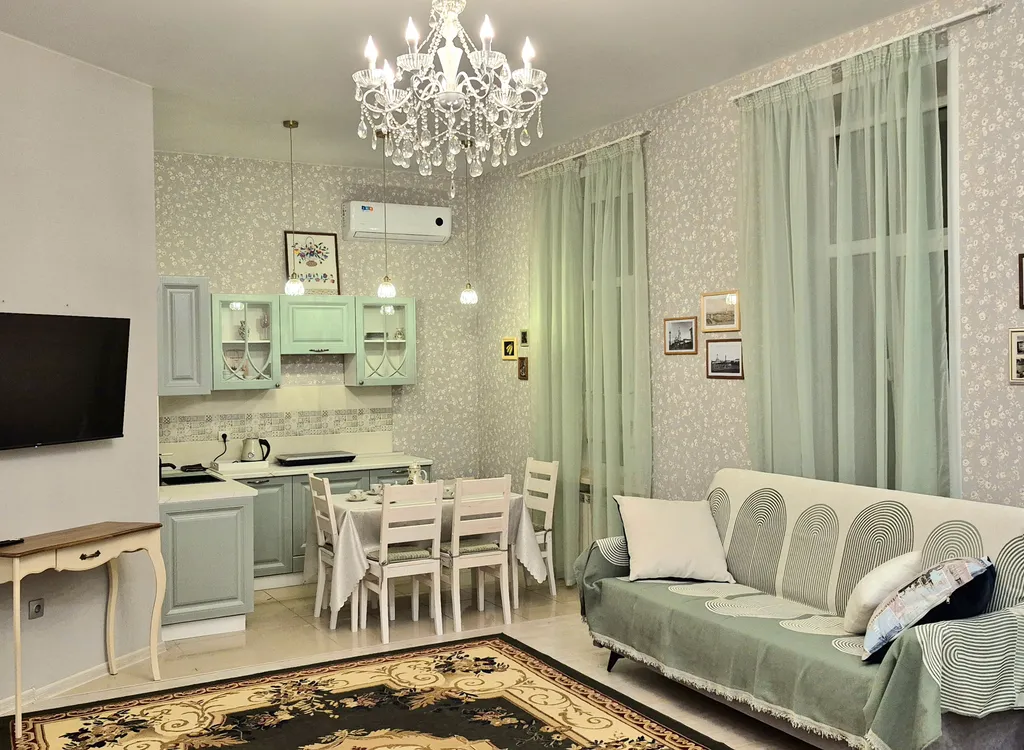 Таунхаус (часть коттеджа) с отдельным входом в центре Костромы