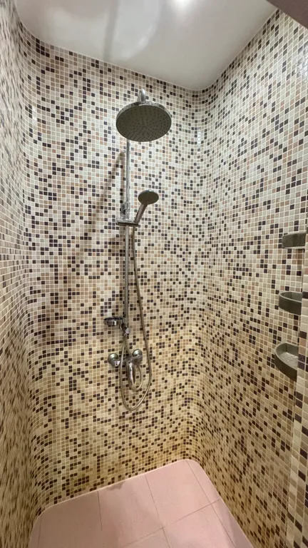 Коттедж с бассейном, баней