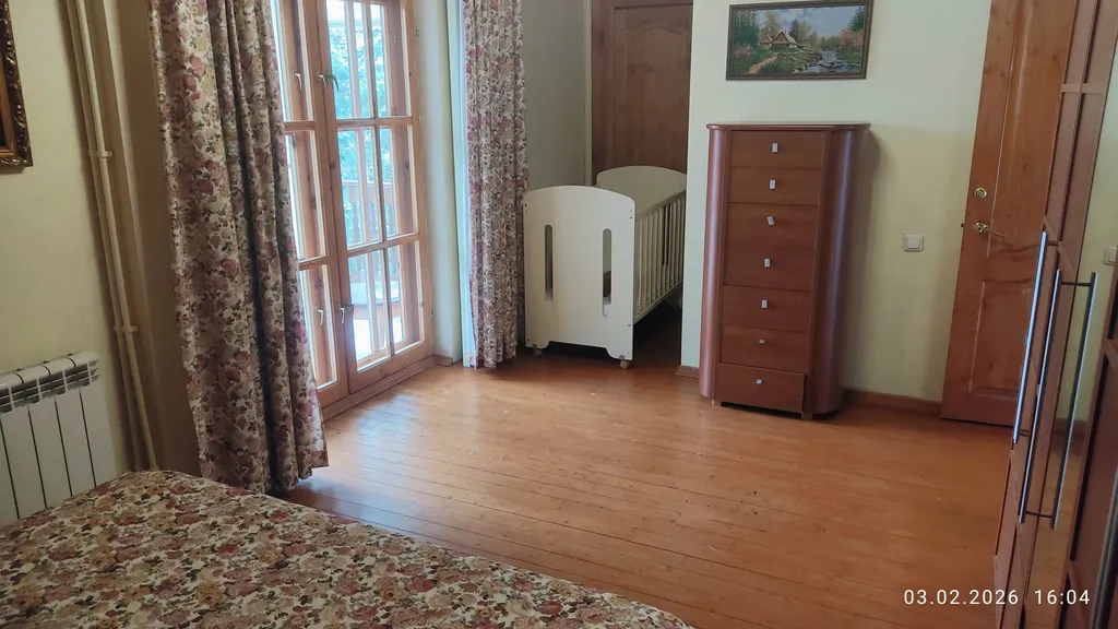 Уютный дом на опушке леса