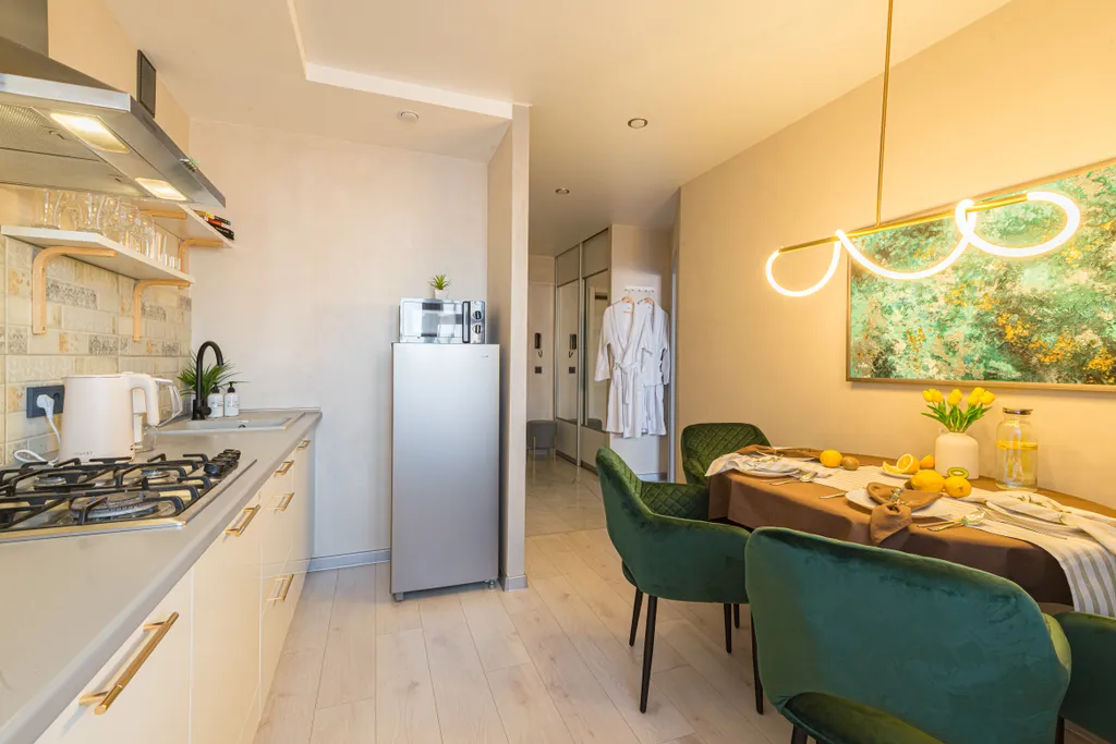 Премиум с гостиничным сервисом, халаты, сатиновое белье, кондиционер