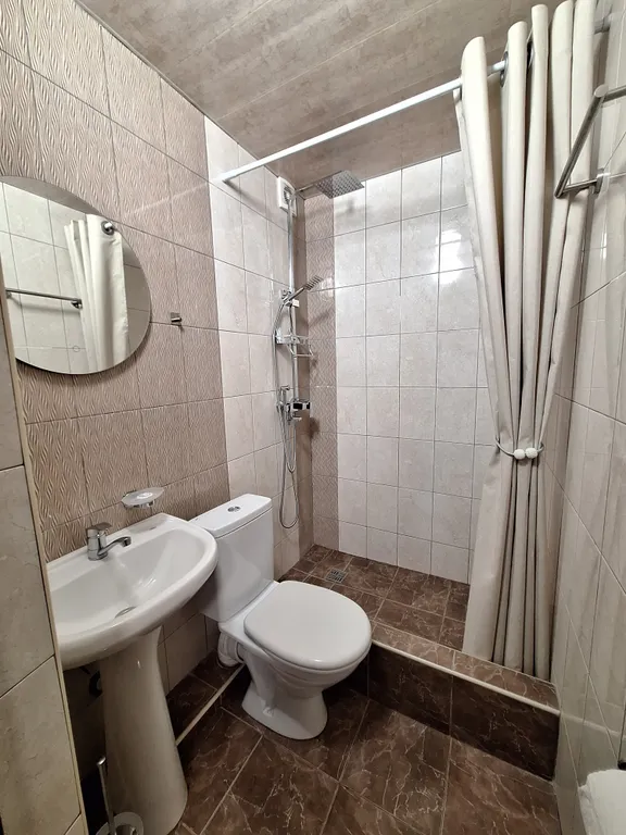 Квартира Квартира Небо трёхместный комфортный номер с кроватями twin/dbl — Геленджик